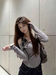 新款女式露肩灰色打底衫，甜美性感蝴蝶结露肩休闲上衣，初秋