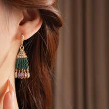 1 Piece Of Fashion Temperament Light Luxury Style Crystal Tassel Long Earrings  Splicing Handmade High-End Sense Retro Niche Design Temperament Earrings Earrings Women's Party Banquet Holiday Gift - 綠色 - 查看 6