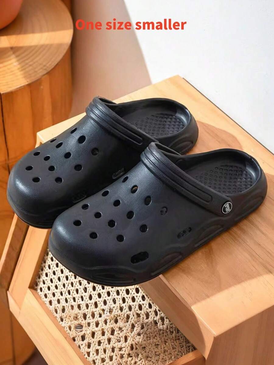 Sandali alla moda e traspiranti, nuove scarpe da esterno per uomo con fori, suola morbida e chiusura, sandali unisex da giardino e da spiaggia