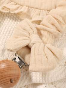 3 件婴儿纯色和印花奶嘴夹、蝴蝶结奶嘴夹、木制 3 孔奶嘴夹、适合日常使用、褶边奶嘴夹、心形奶嘴夹、围兜和拍嗝布套装 - 彩色 - 查看 7