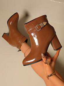 2024 Autumn/Winter New Versatile Chunky Heel Fashion Boots, French Style White Short Boots, Black High Heel Ankle Boots For Women