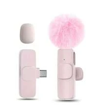 无线领夹式麦克风 - 采用紧凑型 USB-C 设计,适用于智能手机和笔记本电脑,是视频录制、直播、采访和 Vlog 的理想之选。产品包含 60mAh 可充电电池、防风罩和无线迷你领夹式麦克风系统。 - IPhone - 查看 16