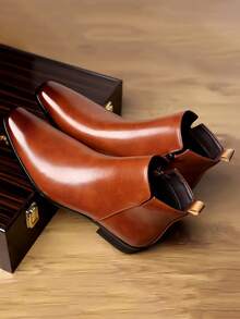 男士英伦风尖头高帮防滑耐穿踝靴，时尚百搭增高靴（尺码偏大一码）