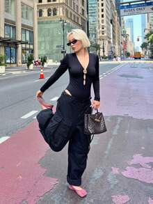 HoloChill 女士年轻时尚达人休闲撞色金属扣V领套头长袖针织连体裤，全新夏季休闲系列