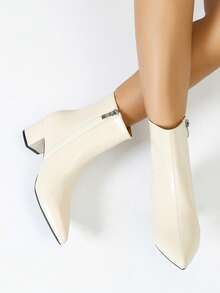 Botas Femininas de Cano Médio Bico Fino, Salto Grosso, Versátil, Primavera/Outono