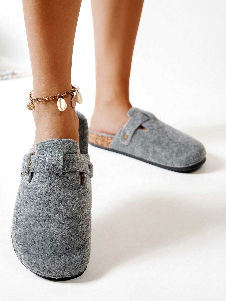 女士温暖毛绒一脚蹬拖鞋，秋冬休闲时尚百搭拖鞋