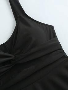 Đồ bơi một mảnh cổ điển màu đen thời trang - Cổ chữ V có dây đeo bản rộng | Rãnh nhún eo & chân váy chữ A cho trang phục đi nghỉ đa năng - màu đen - Xem 6