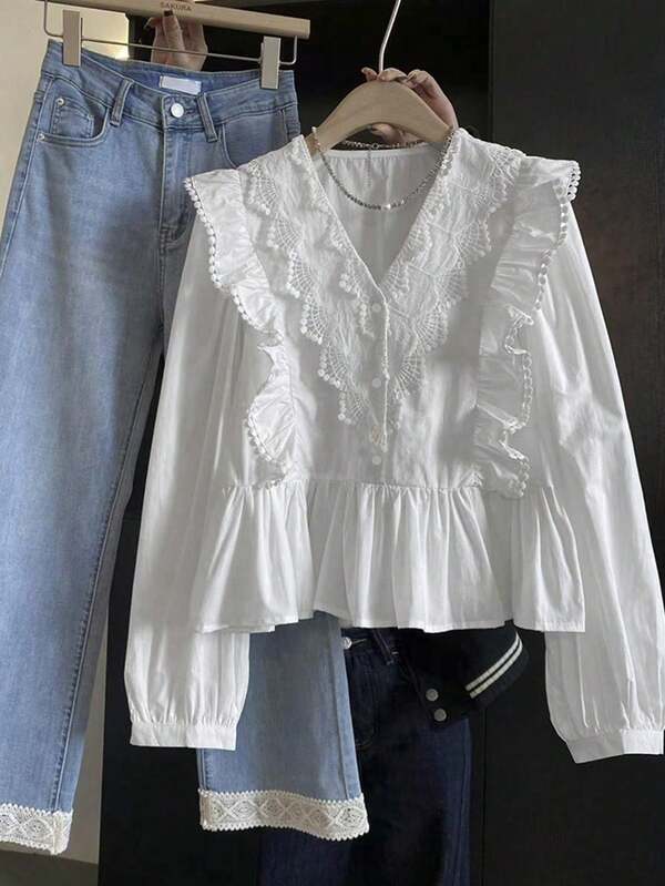 ii Blusa plus size casual de cor sólida com babados e renda, manga comprida