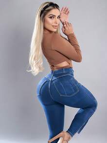 Jeans largos ajustados de mezclilla para mujer, estilo casual, alta elasticidad, azul, con botón, cremallera y bolsillos.