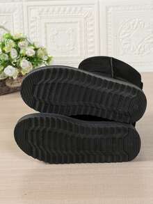 2025秋冬新款保暖雪地靴保暖内里防脏防滑厚底一脚蹬短靴大码经典休闲雪地靴 - 黑色 - 查看 6