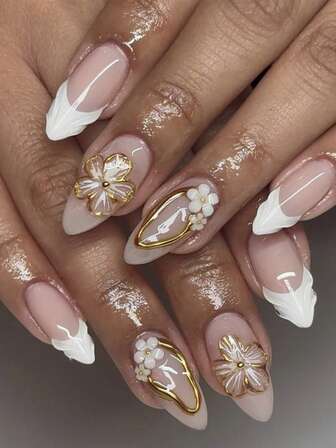 24 Stück 3D Drei-Dimensional Blumen Deko Aufklebe-Nägel Französisch Weiß Kunstnägel Kurze Mandelform Künstliche Nägel Maniküre Set beinhaltet 1 Stück Blatt Klebestreifen & 1 Stück Mini Feile, perfekt für den täglichen Gebrauch