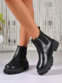 Stivali Chelsea con suola spessa alla moda e minimalista per donna, nuovi stivali corti con punta tonda e slip-on, adatti per l'uso quotidiano in tutte le stagioni, stivali da motociclista