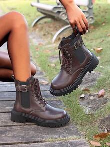 Botas Ankle de Estilo Britânico para Mulheres, Botas de Sola Grossa Retrô, Novos Lançamentos de Outono/Inverno