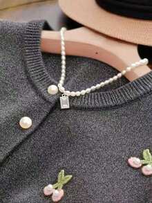 女款樱桃珍珠针织开衫，甜美青春，宽松版型，秋冬 - 灰色 - 查看 3