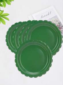 10pcs/20pcs/50pcs Dark Green Plates Paper 7 Inch Scalloped Green Paper Plates Dessert Cake Plate Cute Party Plate 9 Inch Dinner Plates For Wedding Birthday Holiday Event Festival Party Supplies