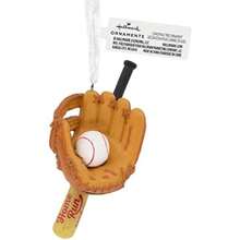 Hallmark 0001HGO3062 - Adorno navideño de béisbol(Béisbol, guante y guante) - Tipo 5 - Ver 6