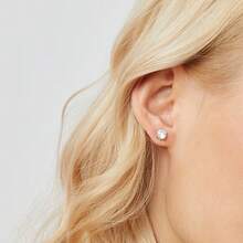 MDFUN 1 Conjunto Bracelete de Tênis de Zircônia Cúbica Versátil e Elegante + Brincos de Botão Redondo de 6mm, Adequado para Uso Diário/Festival/Casual e Presente para Mulheres