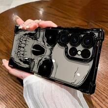 Funda de teléfono con estampado de calavera, estilo elegante, con airbag en las cuatro esquinas y acabado electrolítico, adecuada para Samsung GALAXY S25 ULTRA, S24 Plus, S23 Fe, compatible con los modelos 17 AIR, 16 Promax, 15 Pro Max, 14 y 13, cubierta protectora negra para hombres y mujeres como regalo. - Negro - Ver 3