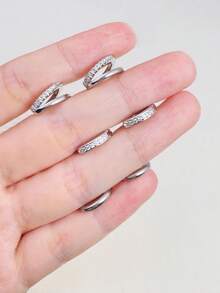 6件套双层耳环，银色立方氧化锆耳夹耳环，低过敏性，适合耳骨、耳垂、耳廓及多个耳洞佩戴，适合女性和女孩 - 6pcs Set - 查看 4