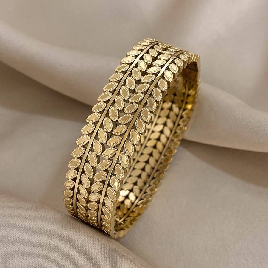 Vintage Hollow Leaf Stainless Steel Wide Bracelet - Gold Double Leaf Design, Waterproof Unisex Jewelry, Durable Luxurious Bracelet, Suitable Daily And Formal Occasions, Fashion Sequin Wristband, High-Quality Metal, Elegant Style, Great Choice