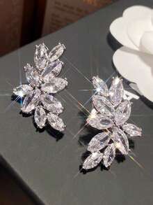 1 Paar wunderschöne Ohrstecker mit kubischem Zirkonia für Mädchen, ideal für tägliche Dekoration, Partyschmuck, Weihnachtsgeschenk