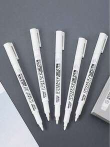 1 Stück weißer wasserfester Markierstift, wasserfestes DIY Graffiti auf Holz, Glas, Kunstleder, geeignet für Basteleien zu Neujahr & Valentinstag (Farbe/Stil zufällig)