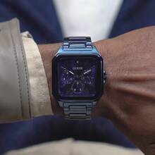 Guess 1 Stück Herren Multifunktions-Quadrat Analog Quarz Uhr - 42mm blau Edelstahl Gehäuse & Armband, blaues Zifferblatt Edelstahl Uhrarmband, 30m wasserdicht Modezubehör-GW0631G3