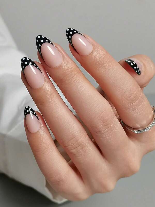 32 قطعة أظافر لوح عليها بشكل اللوز المتوسط، أظافر أكريليك سميكة للوضع عليها للخريف، أظافر لوز ذات نقاط بيضاء وفرنسية سوداء راقية، مناسبة للبنات/النساء كهدية في عيد الميلاد وعيد الحب والإطلالة اليومية، تشمل 1 جيل جيلي و 1 مبرد أظافر