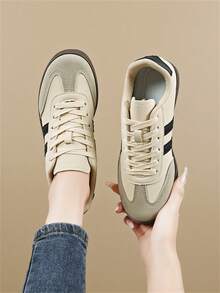 Shoes 女士复古德国军用训练鞋 | 复古休闲运动鞋，绒面革鞋头 | 舒适日常步行鞋 - 米色 - 查看 4