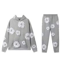 Denim T Gothic Peony Print Sweatsuit Set 2025, Hip Hop Streetwear Oversized Hoodie & Joggers, Y2K Retro Graphic Lounge Set, Unisex Autumn Winter Daily Wear - 灰色套裝(白色花環) - 查看 1