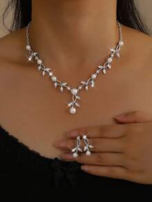 花朵珍珠项链耳环套装，优雅新娘配饰，适合婚礼季和情人节佩戴 - 銀色 - 查看 2