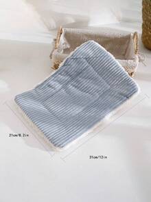 Plush Pet Bed Mat 8.2"*12", Soft, Thick, Warm, And Breathable Pad For Guinea Pigs, Hamsters, Hedgehogs, Squirrels, And Rabbits, Comfortable Nest Blanket For Small Animals,Machine-Washable Cage Mat, Perfect For Travel And Portable Use.