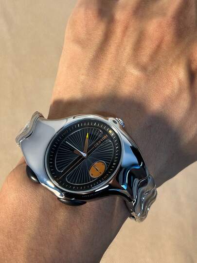 1pc Men's Vintage Millennium Retro Niche Twisted Asymmetrical Wrist Watch, High-Quality Fashion Waterproof Men's Quartz Watch