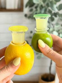 عصارة ليمون يدوية دوارة محمولة موديل 2025 الجديد مع صنبور وغطاء. مثالية للمشروبات والطهي. - متعدد الألوان - مشاهدة 2