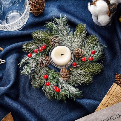 4 peças de guirlanda de velas com pinhas e frutas vermelhas para o feriado - decoração de centro de mesa de Natal com folhagens artificiais para mesa de jantar, adequada para cozinha, armário, porta, janela ou decoração de parede, decoração de armário para o feriado | Decoração rústica para o feriado | Guirlanda de velas, guirlanda de Natal