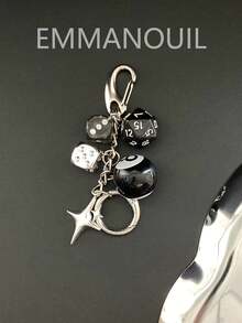 1 pezzo Portachiavi fatto a mano con dadi, accessorio alla moda Y2K stile sottocultura, ciondolo a forma di palla da biliardo 8, decorazione per borse