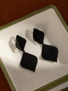 2 szt. geometrycznych kolczyków na klipsy, minimalistyczne, eleganckie kolczyki bez przekłuwania