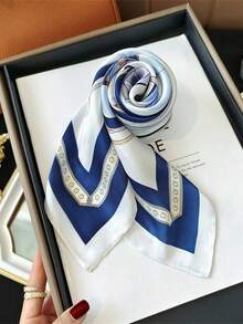 1pc Women's Luxurious Silk Bandana Scarf With Chain Pattern Design, 70x70cm, Elegant Headband, Hair Scarf, Versatile Neck Wrap, Ideal For Daily Wear In Spring, Dressing Up Casual Or Chic Outfits, Stylish Fashion Accessory For Women - 藍色和白色 - 查看 2