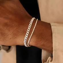 2 Pieces Set Of Fashionable Men's Twisted Chain Hip-Hop Bracelet Set, Including A Minimalist Cuban Chain Bracelet, Available In 2 Colors: Gold And White Gold. It Symbolizes The Personalized Of Men's Dressing, The Eye-Catching Daily Look And The Fashionable Expression Of Street Hip-Hop Style.
