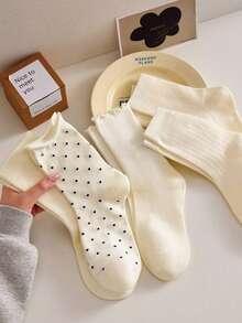 4 Pares de Meias Cano Médio Femininas, Bolinhas Fofas e Babados, Meias Confortáveis para Uso Casual Diário e Passeios, Todas as Estações