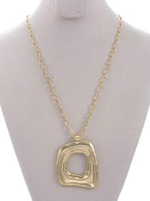 1PC Retro Simple Elegant Luxury Bohemian Matte Gold Asymmetric Geometric Hollow Square Pendant Necklace With Metal Chain, Perfect For Women's Daily Wear And Beach Styling Halloween Christmas Mother's Day Gift