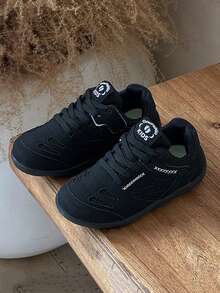 All-Black Unisex Kids' Sneakers For Ages 7-18 | Comfortable Leather-Mesh Classic Sneaker | Versatile School Shoes For Boys And Girls, Indoor & Outdoor Activities |Durable & Soft Unisex Children's Sneakers (Ages 7-18) | Non-Slip Breathable Retro Training Shoes For School, Gym Class, Jogging, And Hiking | Lightweight Comfortable Everyday Wear