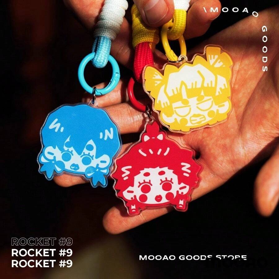 动漫风格剑与蝴蝶主题钥匙扣 - 日式人物设计钥匙扣，粉丝喜爱的可爱包包挂件 - 彩色 - 查看 1