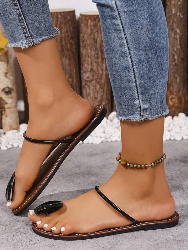 Sandalias planas decorativas de dedo para mujer, nueva moda 2025