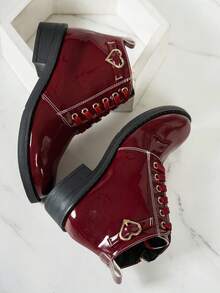 女士秋冬新款亮面系带侧拉链爱心装饰奢华时尚百搭T台派对机车踝靴，休闲户外欧美复古风踝靴，网红推荐别致法式简约设计度假粗跟踝靴 - 酒紅色 - 查看 13