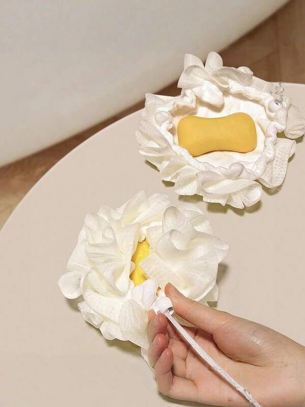 1PC 2-In-1 Expandable Shower Ball, Soap Wrap Design And Exfoliating Lotus Leaf Edge Ultra Soft Bath Sponge, Large Dual Texture Body Washer For Gentle Cleaning And Light Beige Smoothness, Bath Accessories, Bathtub Enhancement Project, Decorative Bathtub Project, Durable Bathroom Tools