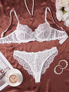 Ropa Interior y Pijamas