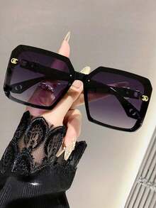 1pc Large Frame Square Retro Women's Glasses, Full Frame Versatile Personalized Fashion Glasses, Suitable Vacation Travel Beach Accessories - Phim xám khung đen - Xem 2