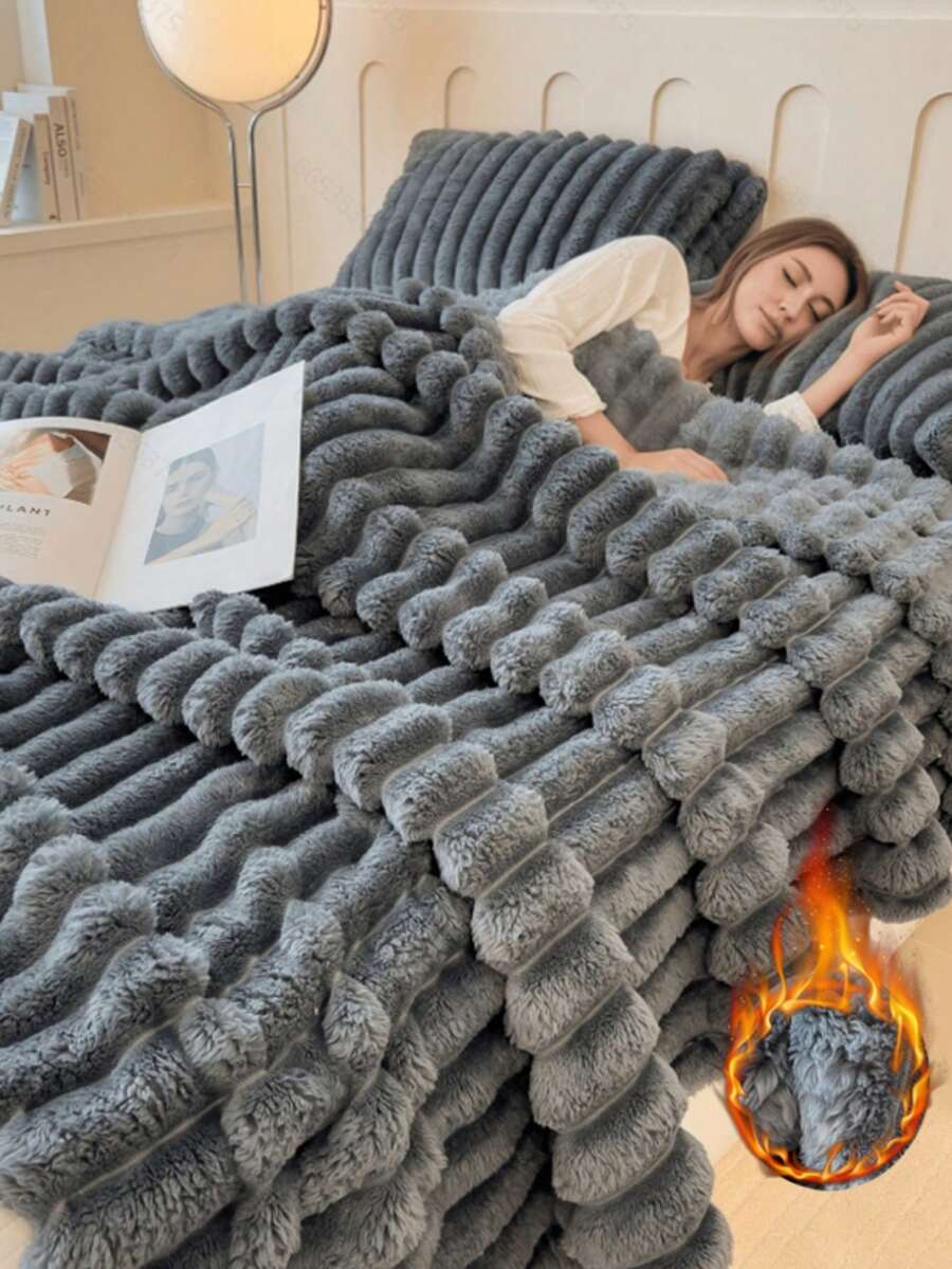 1pc Luxury Super Soft Plush Blanket, Premium Silky Flannel (90"X90" Queen Size) 3D Jacquard Pattern, Lightweight Bed Blanket For All Seasons - Cozy Soft Fluffy Flannel Throw Blanket, Suitable For Sofa Or Bed - Dark Grey - View 1