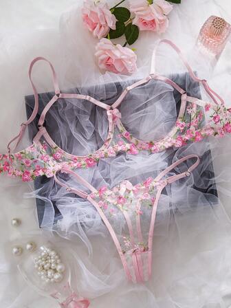 Romantic Floral Embroidery Sheer Crotchless Panties, Women Sexy Lingerie Set, Intimate 2 Pieces